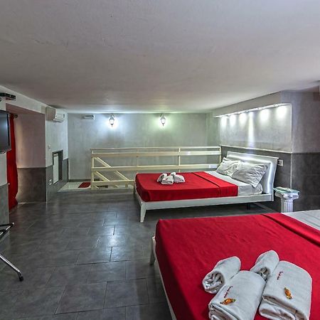 Suite Apartments Angioini Неаполь Экстерьер фото