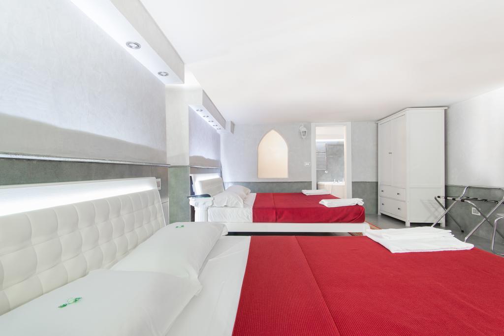 Suite Apartments Angioini Неаполь Экстерьер фото
