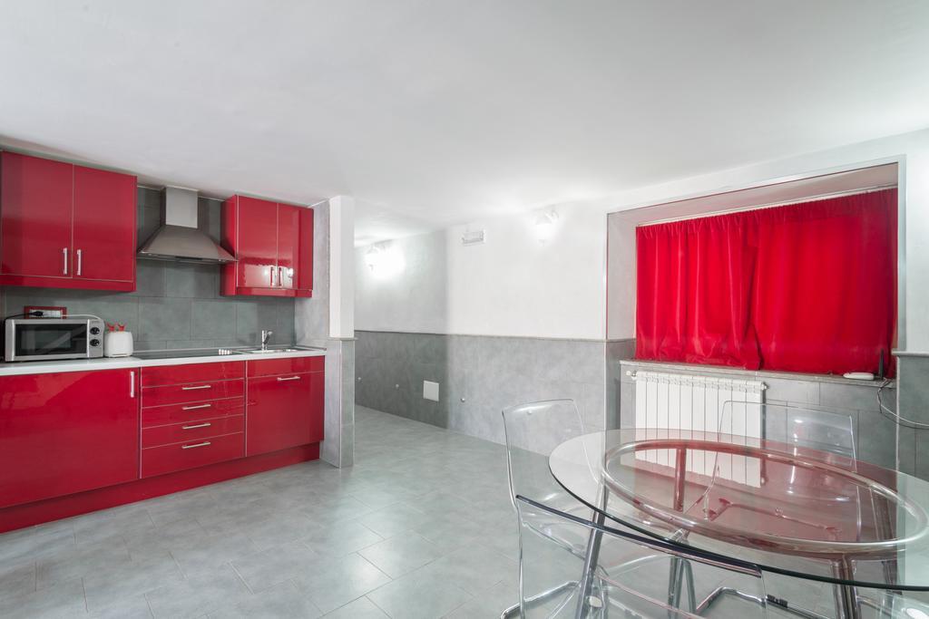 Suite Apartments Angioini Неаполь Экстерьер фото