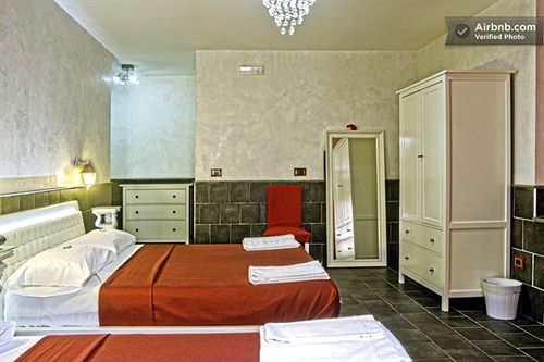 Suite Apartments Angioini Неаполь Экстерьер фото