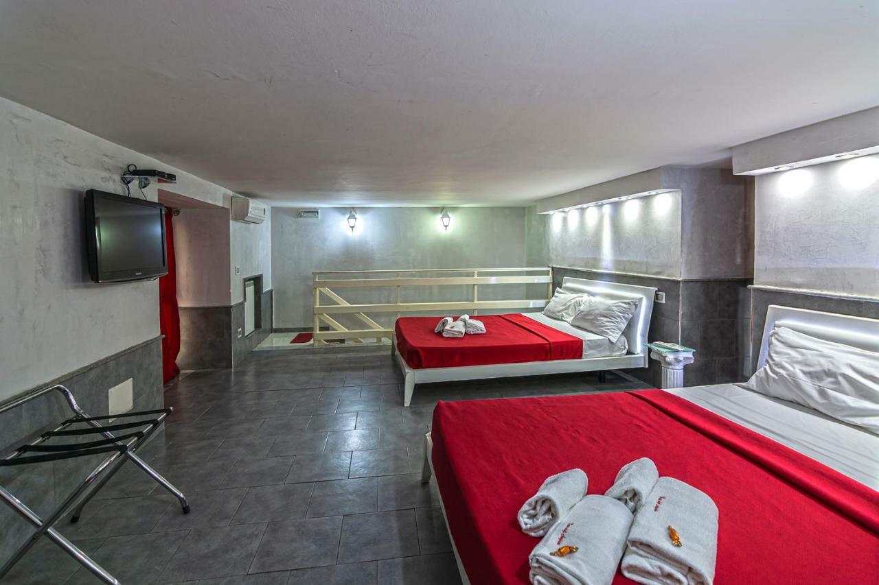 Suite Apartments Angioini Неаполь Экстерьер фото